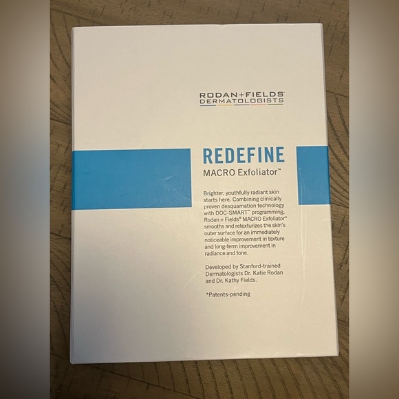Rodan + Fields Macro Exfoliator DISCONTINUED HTF - Picture 3 of 11